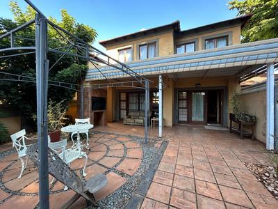 House For Rent in Heatherview, Akasia