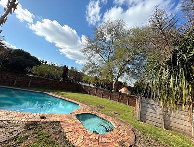 Townhouse For Sale in Elandsrand, Brits